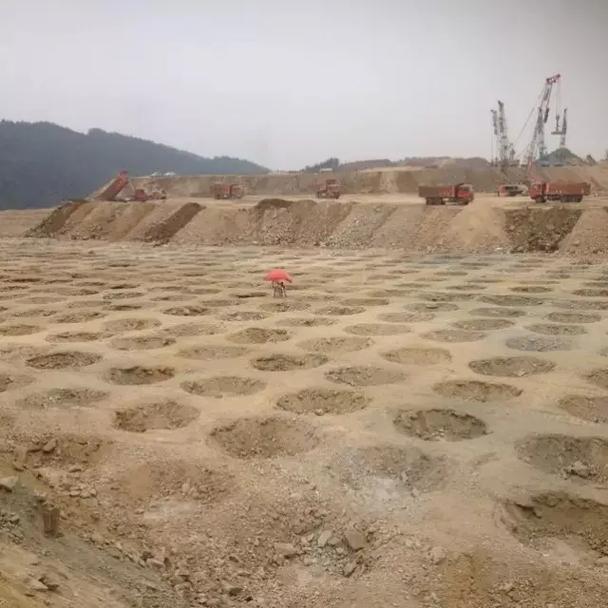 2015年湖北十堰武當山機場施工現場紀實 土石方工程巡禮